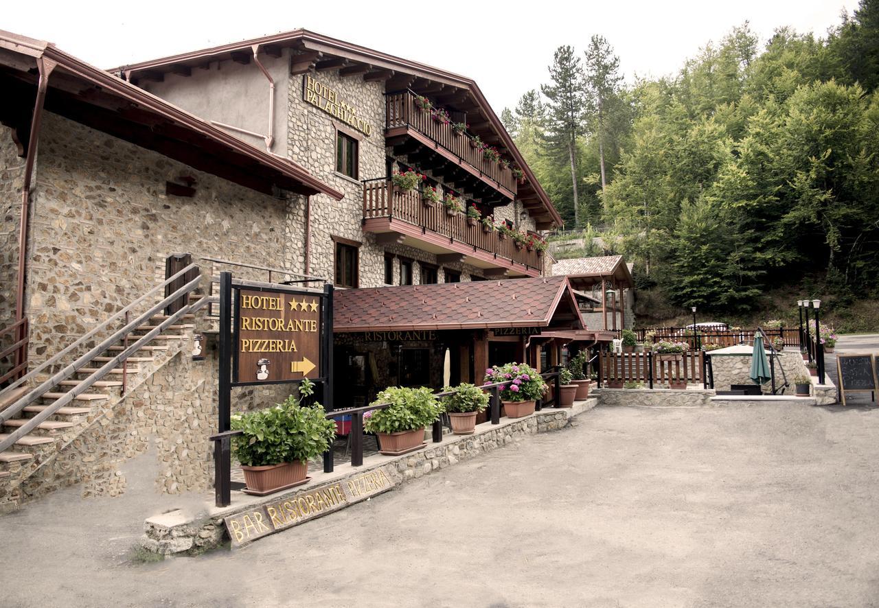 Hotel Palaghiaccio Cotronei Luaran gambar