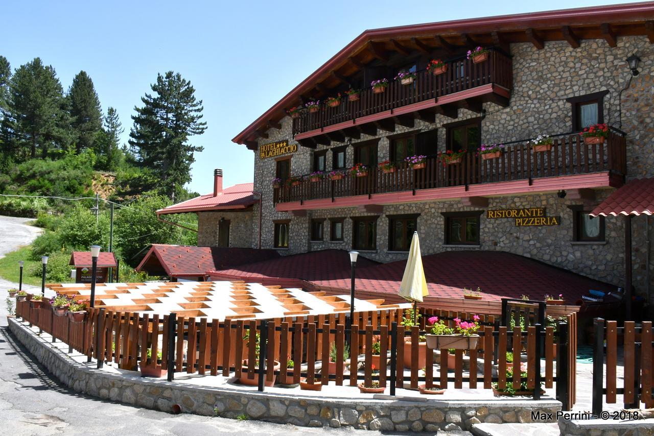 Hotel Palaghiaccio Cotronei Luaran gambar